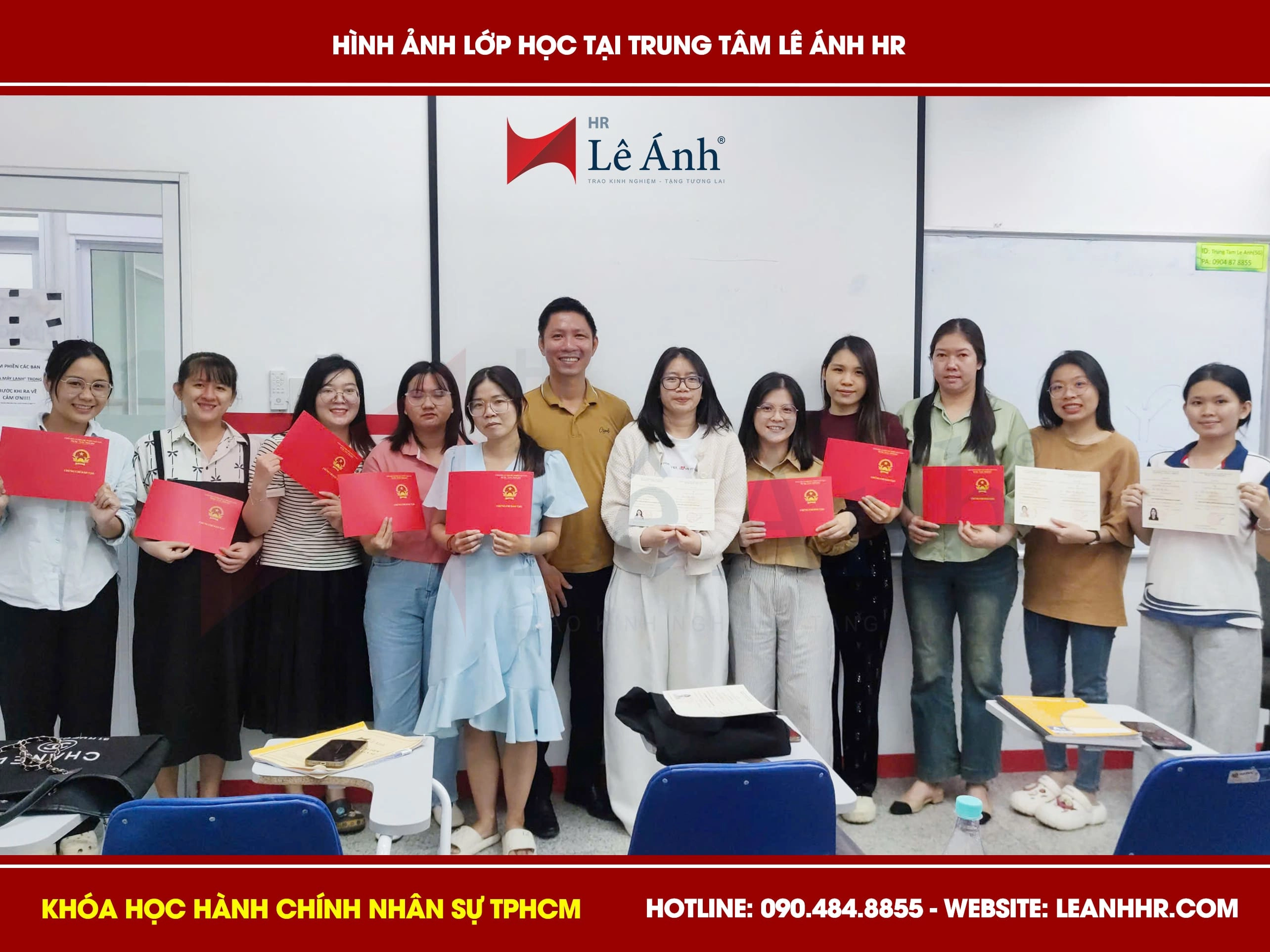 hinh-anh-lop-hoc-tai-trung-tam-le-anh-hr-cung-thay-thai-taijpg