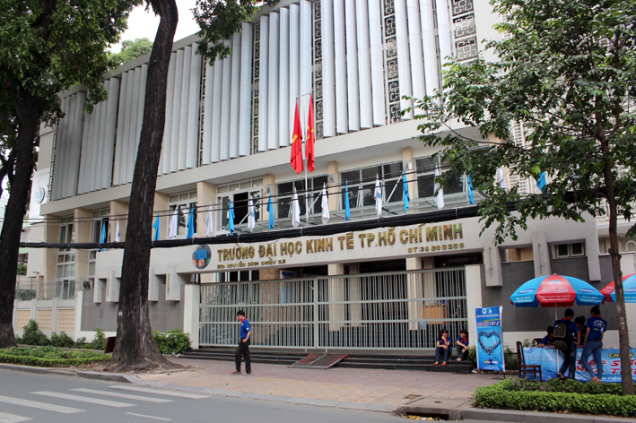 Hình ảnh trường Đại học kinh tế tphcm đào tạo xuất nhập khẩu